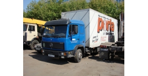  Mercedes-Benz 1124